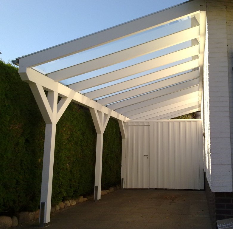 von Holzhof Friedrichsruh: Carport am Haus mit Glasdach – lichtdurchflutete Überdachung Carport am Haus mit Glasdach – lichtdurchflutete Überdachung